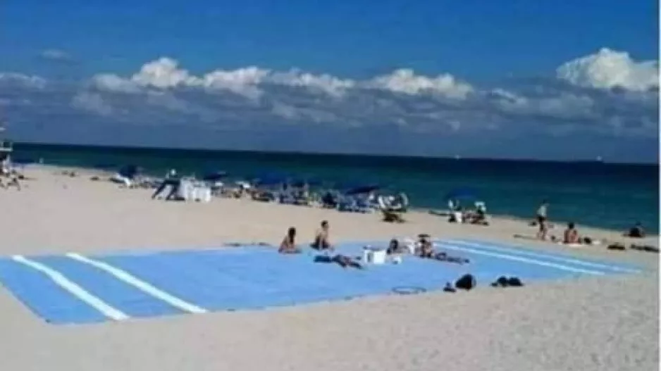 Κυκλοφορεί...