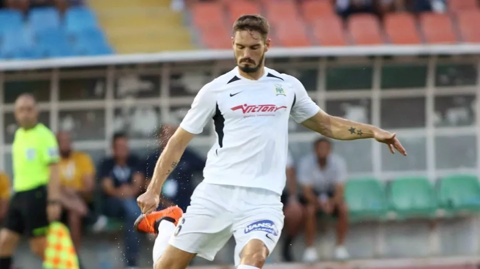 Dervite: "Ήθελα να επιστρέψω πίσω στη χώρα μου"