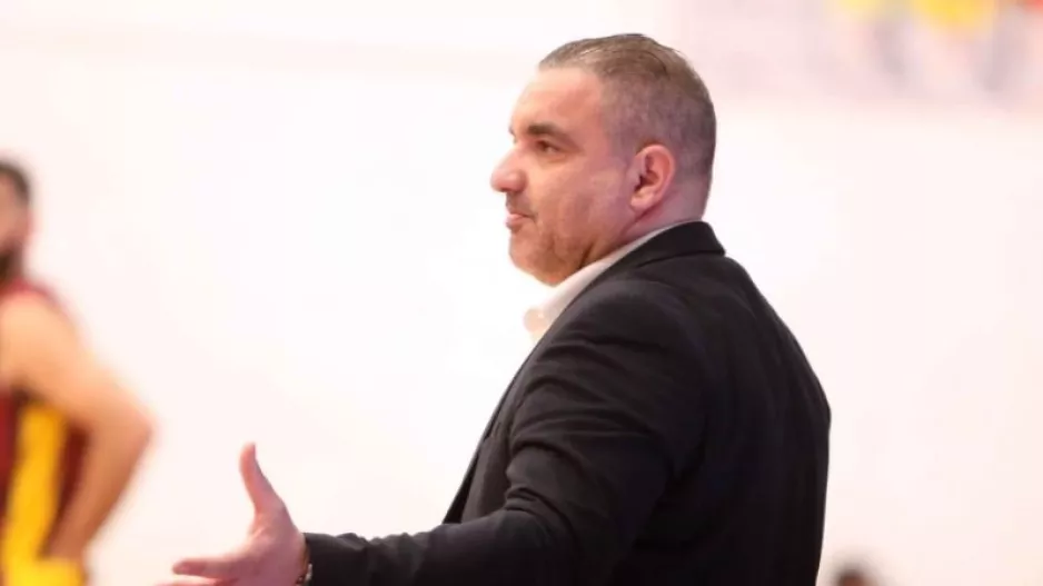 "Έτσι για πληροφόρηση ρε «καθηγητές» της νήσου... φούρπου"