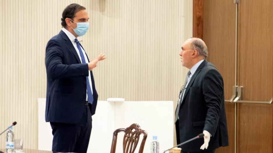 Ένα... κεφάλι!