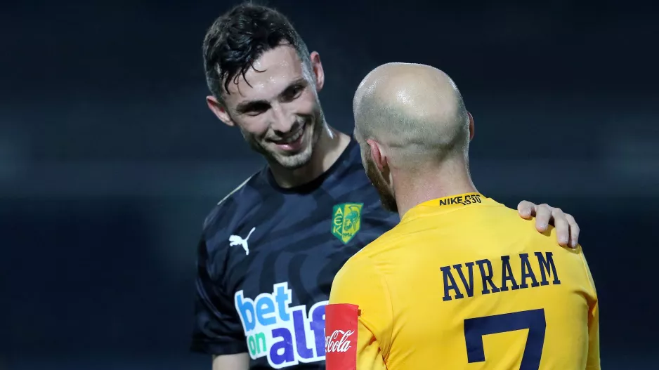 84/16 ο Τόλης