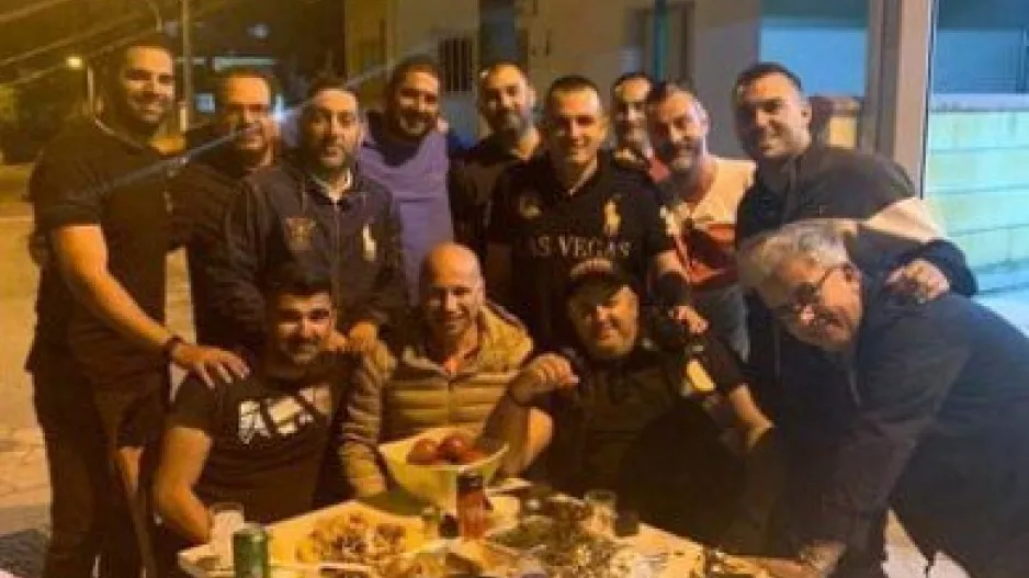 ''Τραπέζωσε'' προέδρους και εκπροσώπους