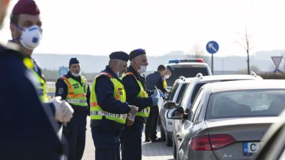 Η ΠΡΩΤΗ χώρα στην Ευρώπη που κήρυξε το τέλος της πανδημίας!
