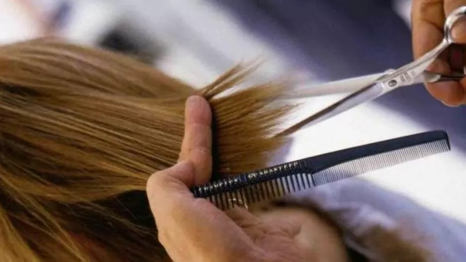 Σε πόσους κομμωτές και αισθητικούς θα γίνουν τεστ / Πώς θα γίνουν