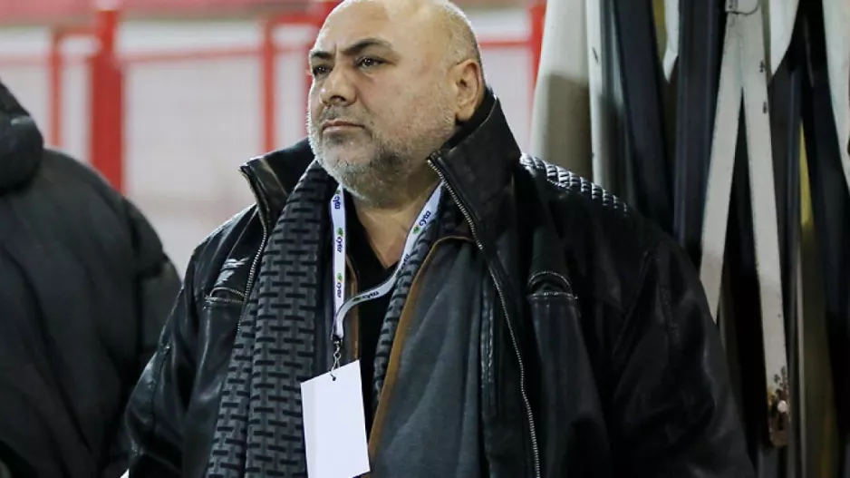 Κάτι ετοιμάζει... 