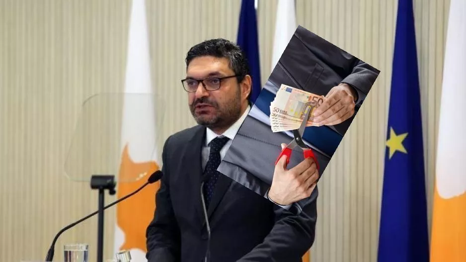"Ψαλίδι" στους μισθούς στο δημόσιο; Η απάντηση του ΥΠΟΥΡΓΟΥ
