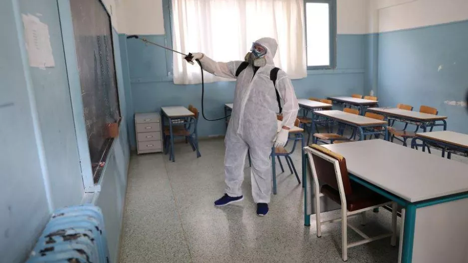 Ένα κρούσμα στα σχολεία/Λεπτομέρειες
