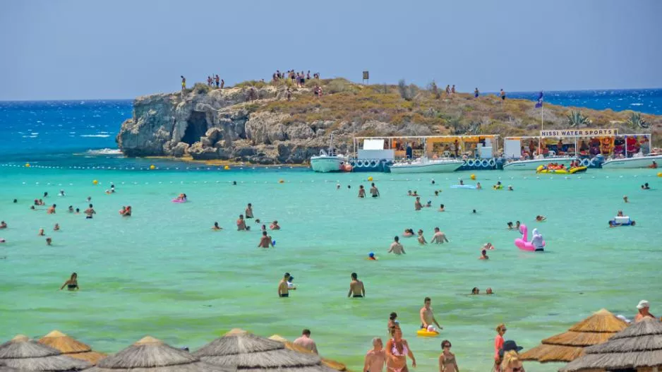 ΠΑΜΕ Ελλάδα ΕΡΧΟΝΤΑΙ Κύπρο