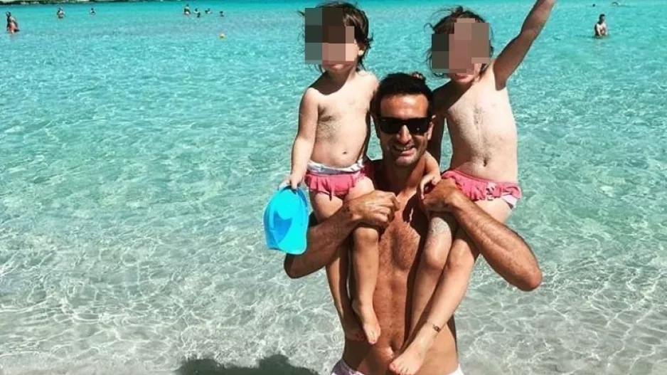 Στο Nissi Beach... 