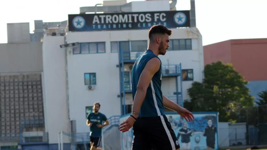 Αρνητικά και τα δεύτερα τεστ κορωνοϊού