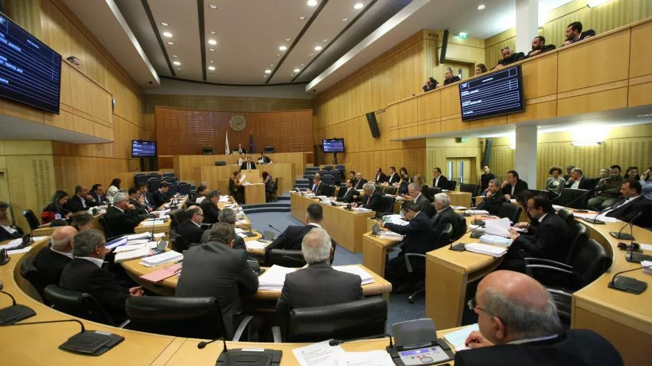 Ο Κορωνοϊός αλλάζει την ρότα των κομμάτων για 2021