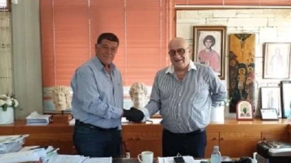 (ΚΟΥΜΑΣ) Συνάντηση με τον δήμαρχο Παραλιμνίου 