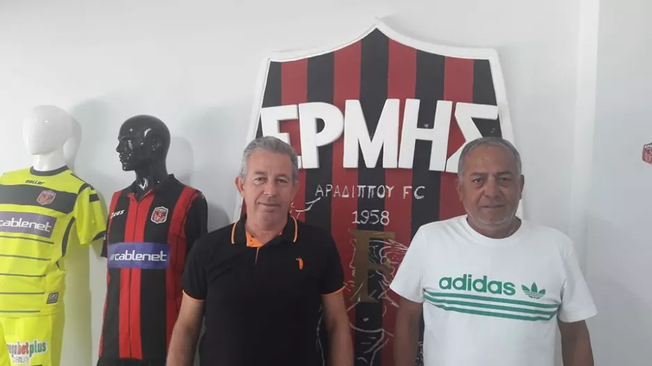 ΕΡΜΗΣ/ Μακρομάλλης στην Κ19