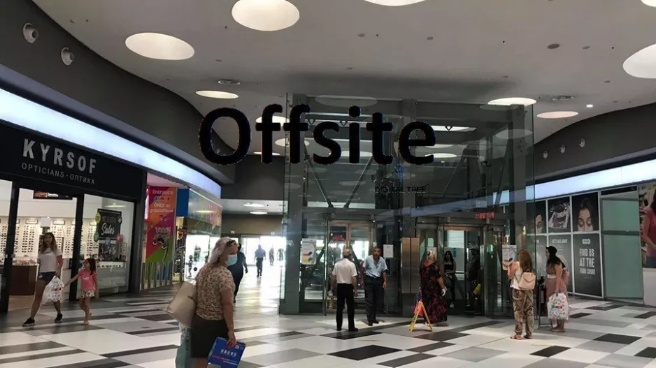 Ζωντάνεψαν... ξανά τα Mall στην Κύπρο - Αρκετοί επισκέπτες (φώτος/βίντεο)