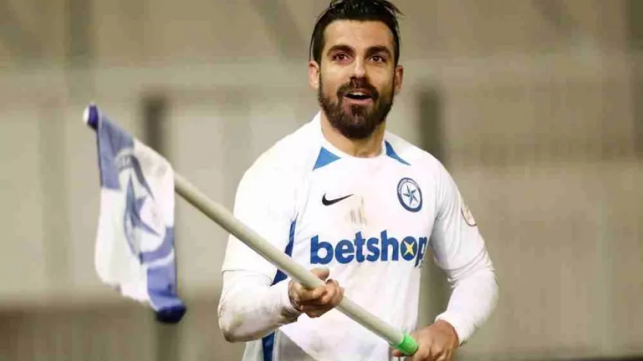 Ο Μανούσος MVP της σεζόν (φώτο)