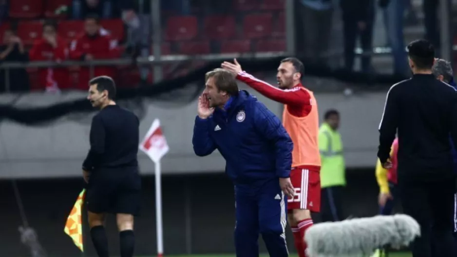 Ο Μαρτίνς έκανε νέα δοκιμή με 4-3-3 για το ματς της Τούμπας