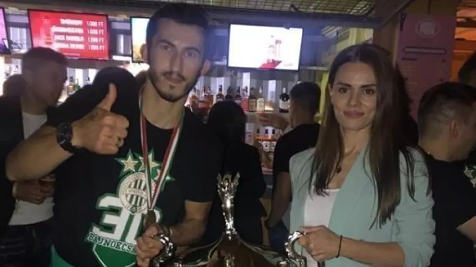 Έρχονται... πακέτο στην Κύπρο