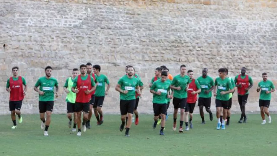 Έβαλαν... μπρος και οι "μαυροπράσινοι" (Φώτος)