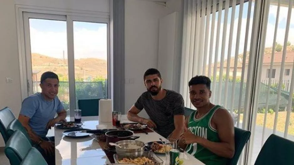 Αντίο... από Τιάγκο 