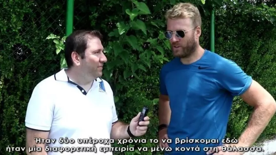 ΝΕΜΕΤΣ: "Χρησιμοποιούσα τις παντόφλες μου 330 μέρες τον χρόνο" (βίντεο)