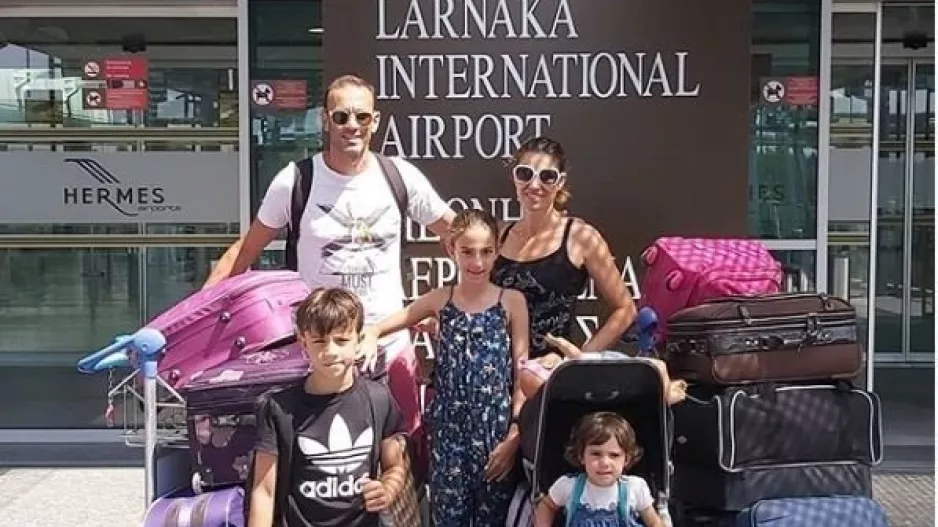 ΑΠΟΧΩΡΕΙ από Κύπρο ο ΑΡΧΗΓΟΣ/"Αξέχαστα χρόνια!!"