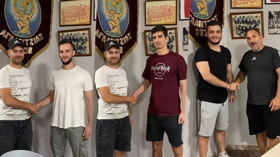 Τριπλή ανανέωση