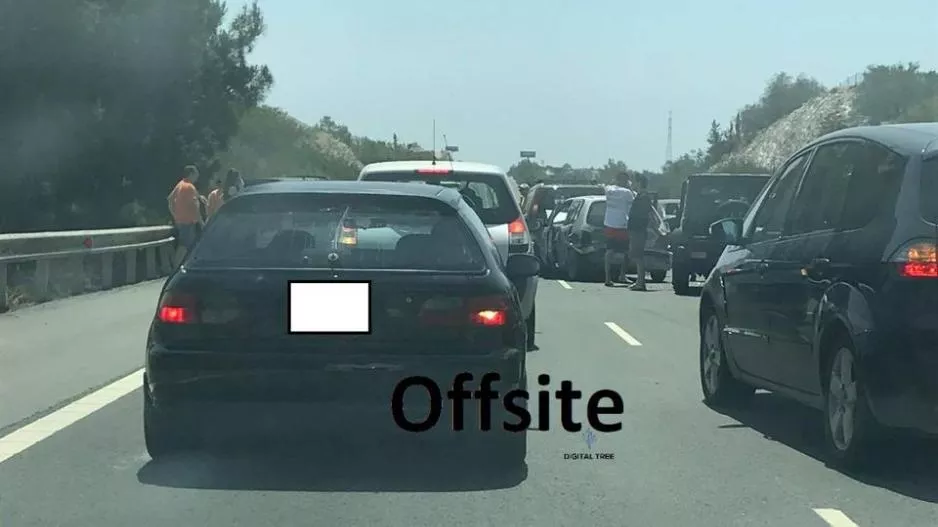 Kαραμπόλα με τραυματίες- Κυκλοφοριακό κομφούζιο (φώτος)