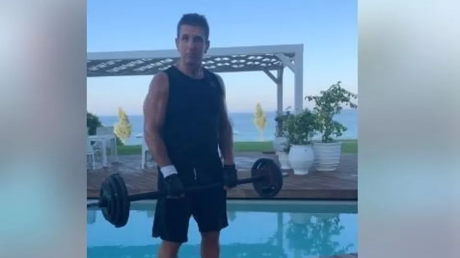 ΒΙΝΤΕΟ/Μάθημα... από Τορναρίτη: "Είμαστε όλοι ηθοποιοί" 
