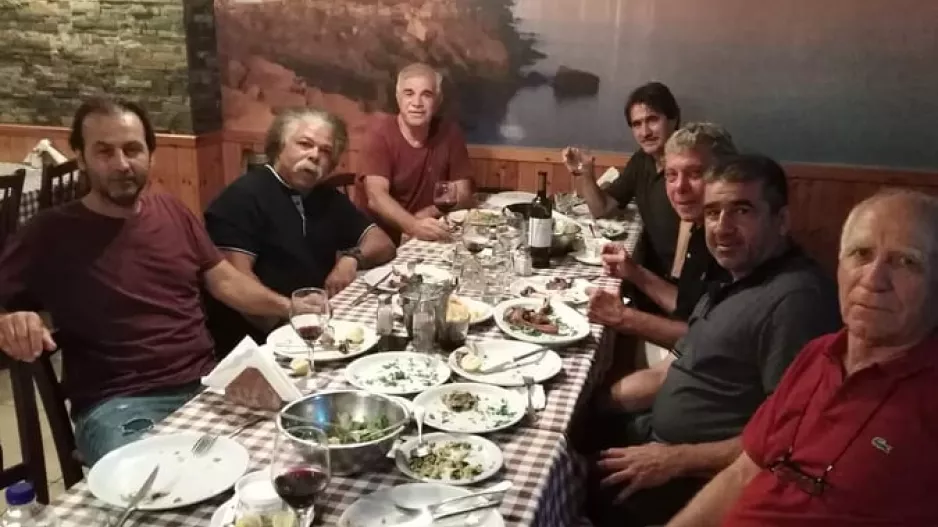 ΔΕΙΠΝΟ... ΑΕΛ - Απόλλων!