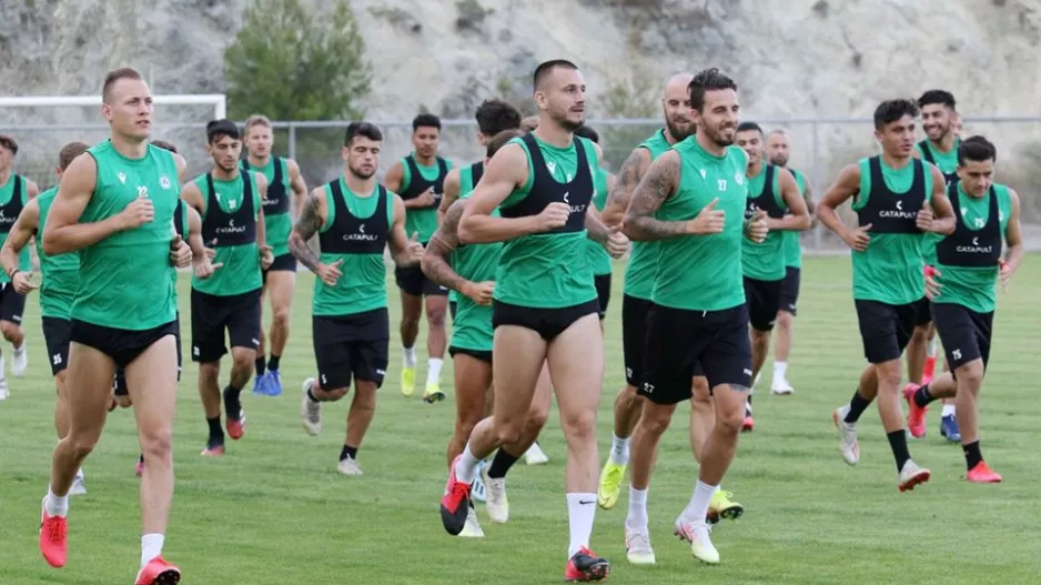 "ΠΡΑΣΙΝΑ" ΚΛΙΚΣ από την προπόνηση