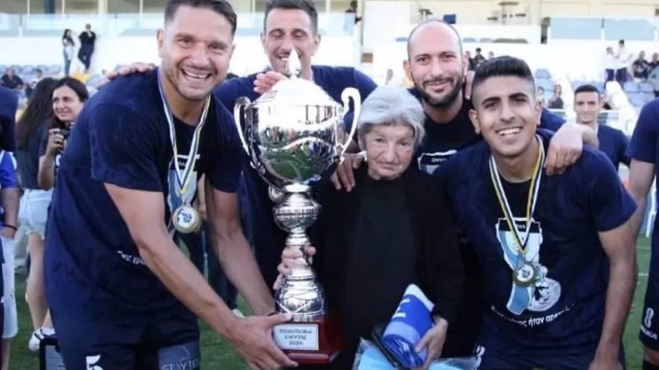 Συγκινητικό ΑΝΤΙΟ στην Κυριακού/“Την πήρα από το χέρι και επέμενα…”