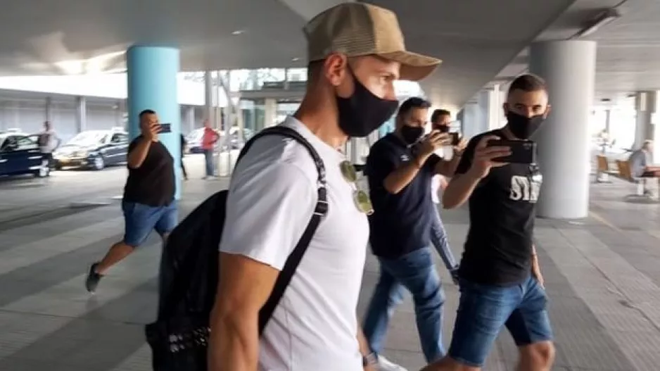ΠΑΟΚ: Έφτασε στη Θεσσαλονίκη ο Σβαμπ (βίντεο)