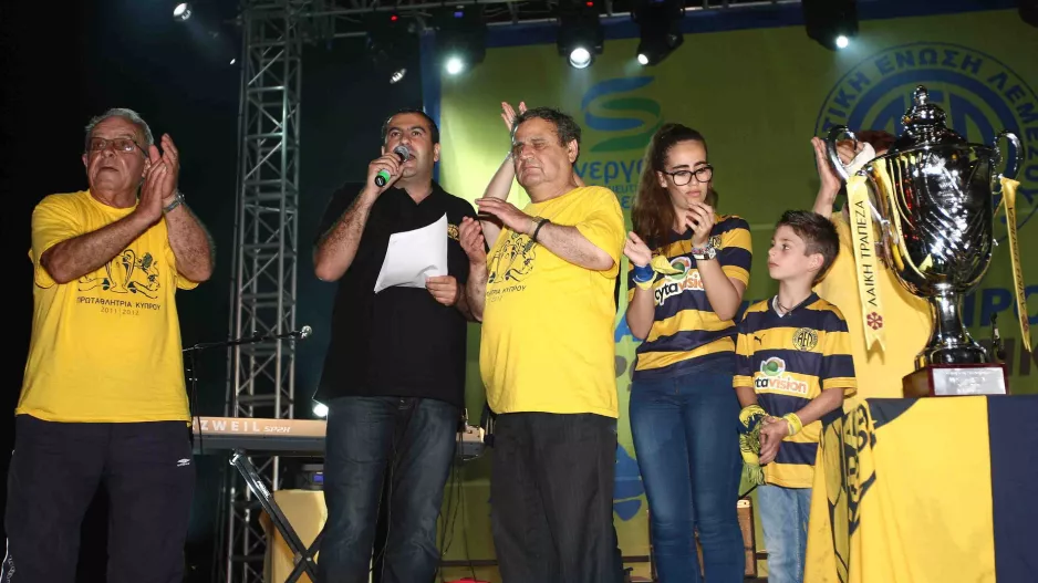 ΘΥΡΑ 3/"Ο Τάσος ήταν πάντα δίπλα στην ΑΕΛ"