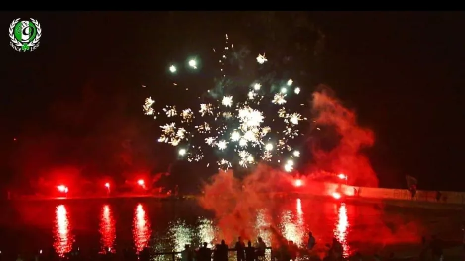 ΘΥΡΑ 9 για το Beach Party