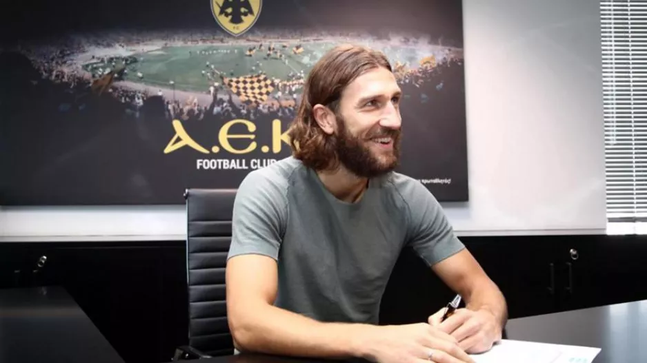 Τα κλικ από την ανανέωση του Τσιγκρίνσκι (φώτος)