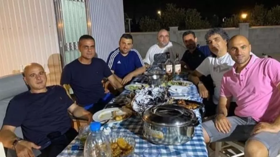 Έφαγαν... καλά/Τιμούρ