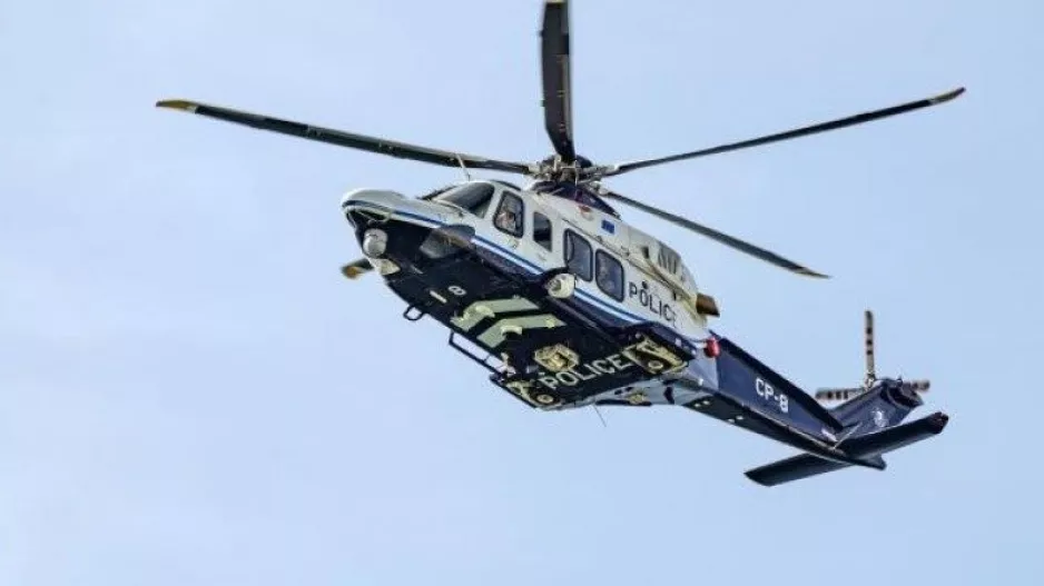 Πτώση βαλίτσας από ελικόπτερο Αστυνομίας στην Κύπρο!