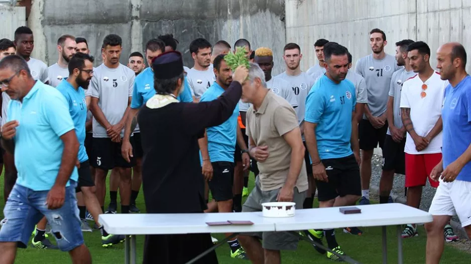 ΦΩΤΟΣ από την επίσημη πρώτη
