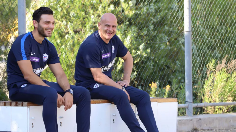 Χαμόγελα/ΑΝΟ