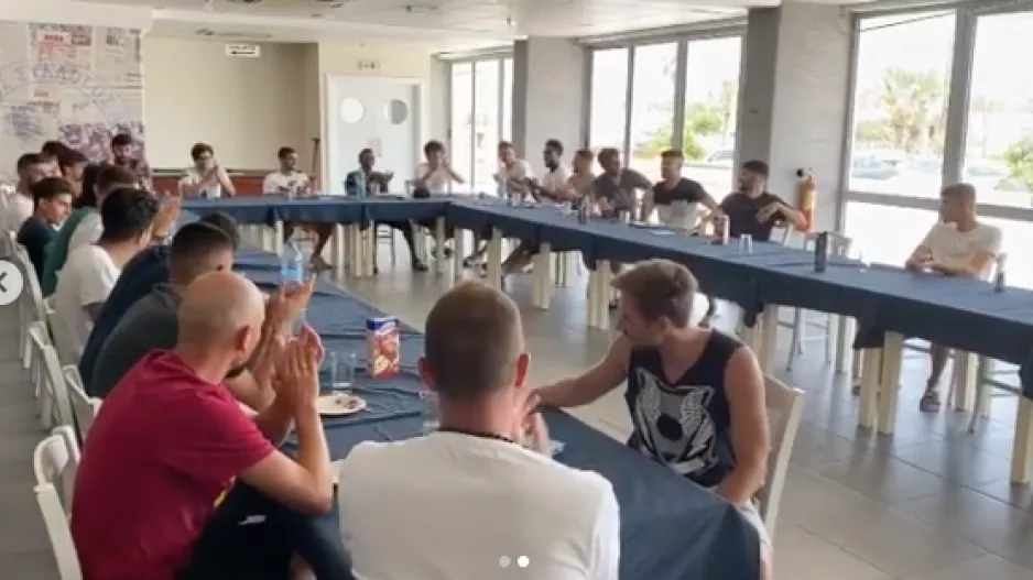 (ΒΙΝΤΕΟ) Γενέθλια σε… 6 γλώσσες!