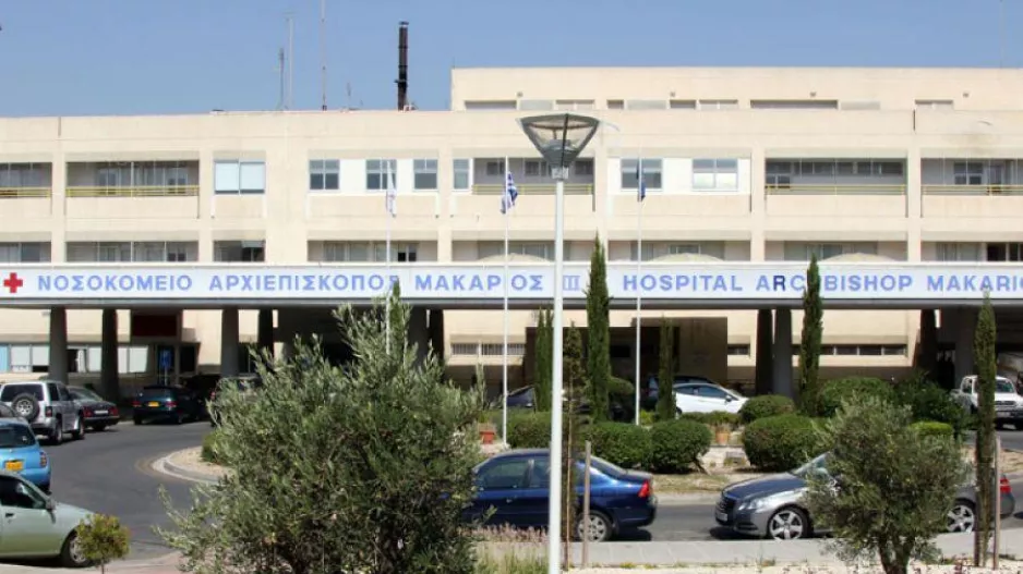 Στο Μακάρειο κακοποιημένο βρέφος – Χειροπέδες στη μητέρα του!