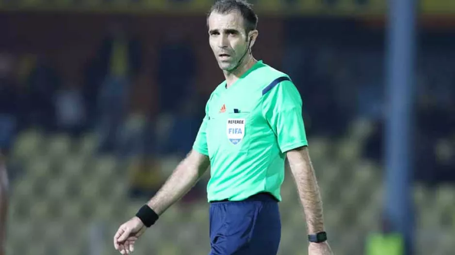 ΒΑΣΙΛΗΣ σφυρίζει... Ομόνοια