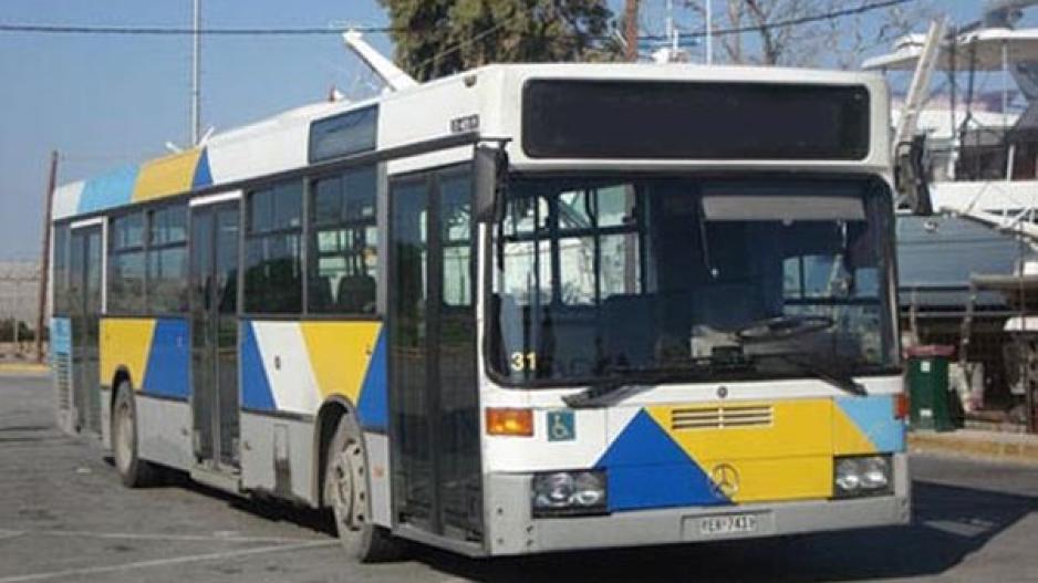 ΣΟΒΑΡΟ τροχαίο στη Λευκωσία - Λεωφορείο παρέσυρε πεζό