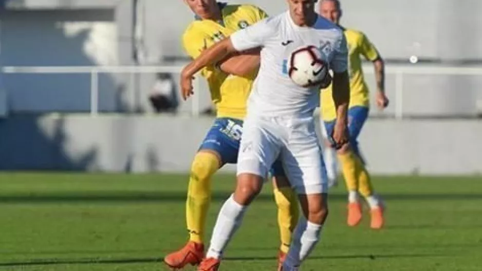 ΣΥΜΦΩΝΗΣΕ με Matko Babić