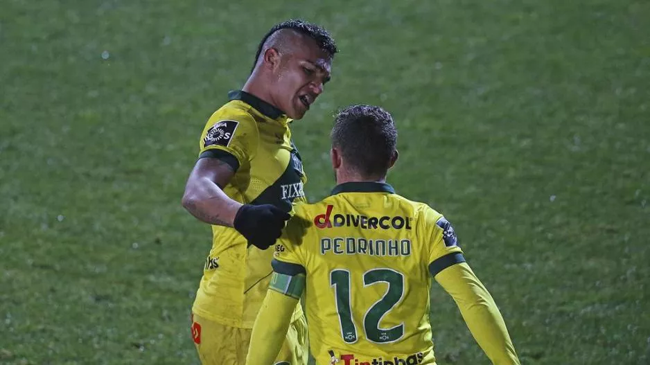 Pedrinho... στον άξονα