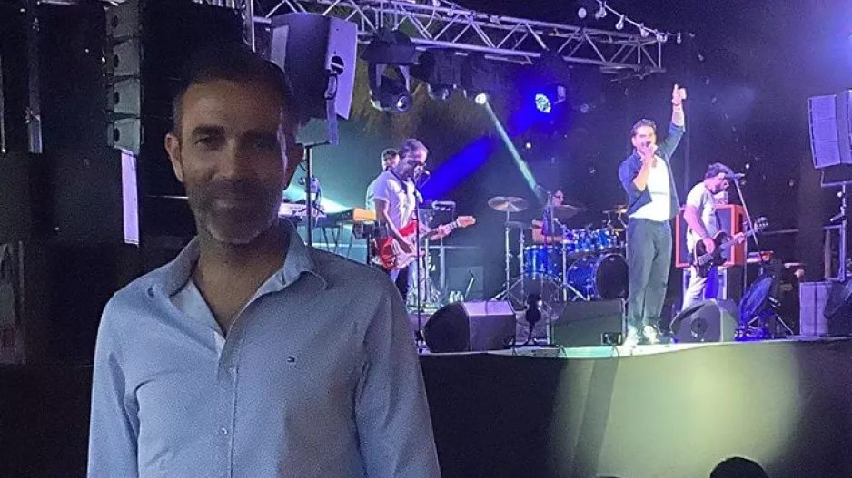 ΕΞΟΔΟΣ...