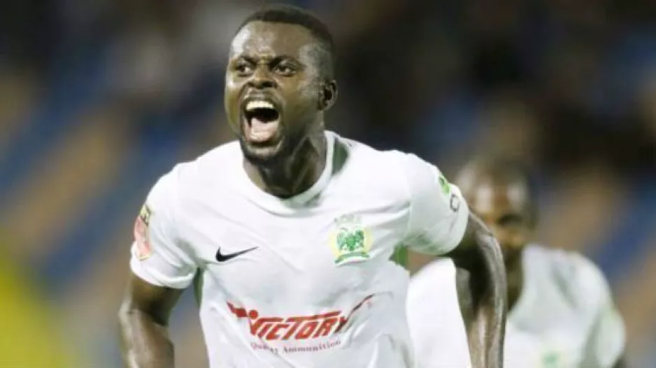 Κλείνει Benjamin Asamoah