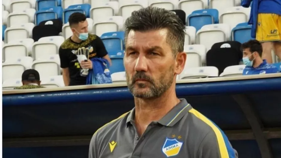 Προβληματισμένος