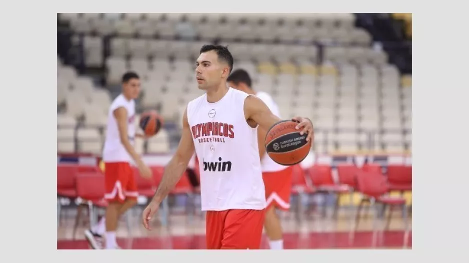 Ολυμπιακός: Κλικς από την πρώτη επίσημη προπόνηση
