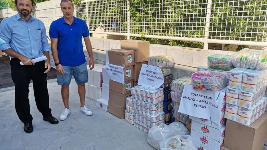 Αποστολή 1,000 πακέτων με αναγκαία είδη στη Βηρυτό